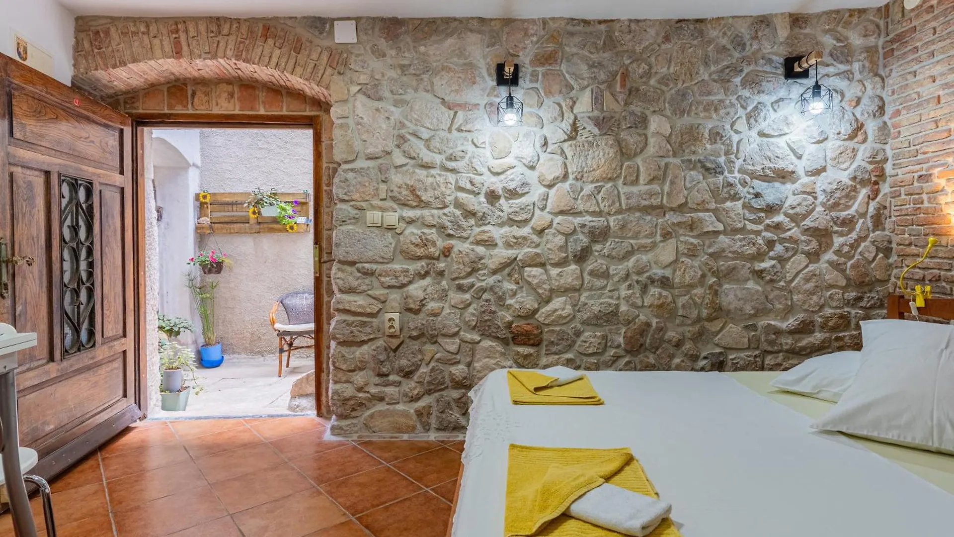 Studio Apartman Estera Cres